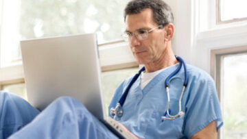E-health: Pacjent w rękach medycznej technologii