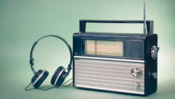Radio my love!