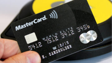 MasterCard z planem wsparcia polskiego e-commerce