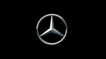 Reklama dnia: Mercedes-Benz składa BMW nietypowe życzenia urodzinowe