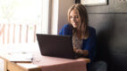 F – Feed produktowy (Encyklopedia Marketingu)