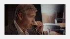 Clooney porwany i poturbowany, ale wciąż z filiżanką kawy Nespresso