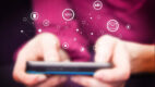 Jak e-commerce korzysta z komunikacji mobilnej? Raport Ipsos Polska i SMSAPI.pl