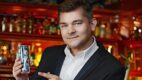 „Król jest tylko jeden”, czyli przegląd „dobrych”, polskich reklam w rytmie disco!