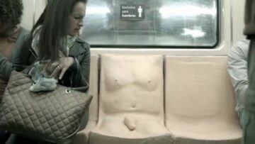 Metro z nietypowymi siedzeniami. Mexico City zwraca uwagę na trudny problem społeczny