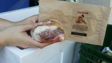 Food truck sprzedający kanapki z “kobiecego mięsa” – mocna akcja przeciwko prostytucji w Izraelu