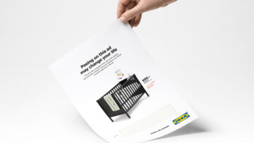 IKEA zachęca kobiety do…. sikania na gazetę
