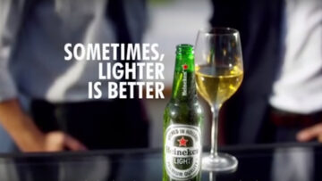 Heineken wycofuje swoją kampanię po tym, gdy ta została uznana za rasistowską. Słusznie?
