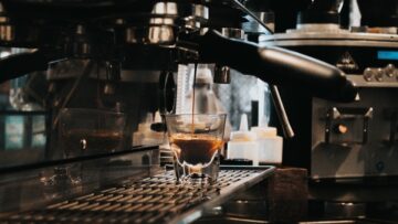 Zatrucia klientów Green Caffè Nero: modelowa komunikacja kryzysowa [opinie]