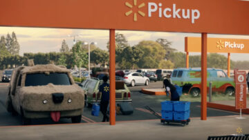 Batman, Scooby-Doo i Transformersi odbierają zakupy z Walmartu