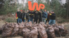 Redakcja WP podjęła się wyzwania #TrashChallenge i wysprzątała zaśmiecony las