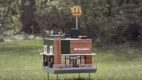 McHive: McDonald’s stworzył ul, który jest miniaturą lokalu marki