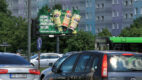 Zielone billboardy 3D promują napoje B-Life Botanicals