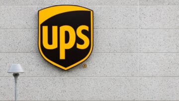 UPS wprowadza opakowania wielokrotnego użytku do transportu towarów
