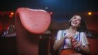 Magic of Coke Taste: Coca-Coli przywołuje wspomnienia związane z napojem w wakacyjnej reklamie