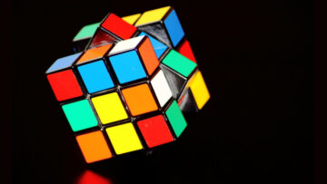 Unieważnienie trójwymiarowego znaku towarowego kostki Rubika w mocy – jest wyrok Sądu UE