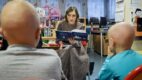 Anna Cieślak w ramach akcji czyta dzieciom chorym na nowotwór