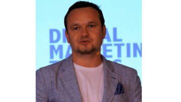 Artur Maciorowski przedstawia swoich kandydatów na marketingowe słowo roku 2019