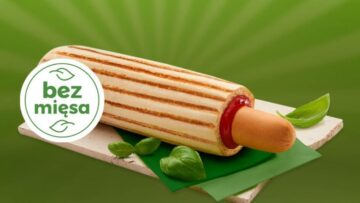 Żabka wprowadziła hot dogi bez mięsa