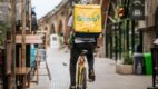 Biedronka i Glovo partnerami. Kurierzy dowożą do klientów zakupy z popularnej sieci