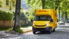 Kurierzy DHL Parcel dostarczą do domu zakupy spożywcze