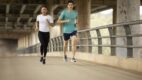 Sport podczas pandemii. ASICS przedstawia nowe badania w ramach kampanii „Run to feel”