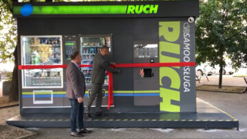 W Warszawie pojawił się samoobsługowy kiosk Ruchu