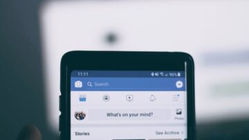 Jak uniknac wizerunkowego samobója, czyli rzecz o trudach moderacji reklam na Facebooku i Instagramie