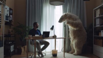 Mama Bear: W nowej kampanii IKEA niedźwiedź polarny przypomina o proekologicznych nawykach
