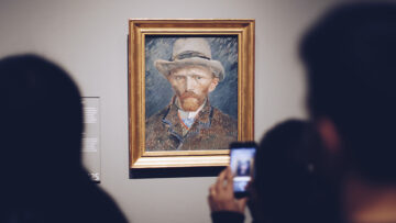 Muzeum Van Gogha zamienia prace artysty w… perfumy