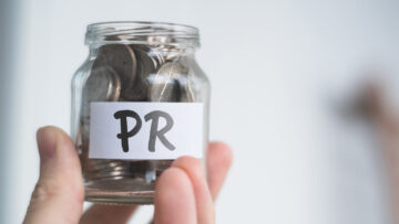 Ile się zarabia w branży PR? ZFPR podał wyniki badania 2021