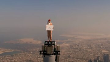 Stewardesa na szczycie Burdż Chalifa i hollywoodzki film akcji, czyli promocja Dubaju