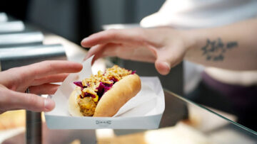 IKEA testuje interaktywne kioski, w których będzie można zamówić hot dogi