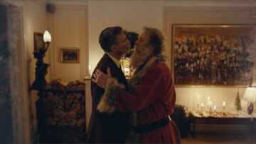 W reklamie norweskiej poczty Święty Mikołaj odnajduje miłość u boku mężczyzny