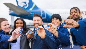 Alaska Airlines wprowadza neutralne pod względem płci stroje dla swoich pracowników