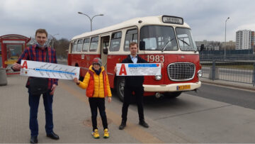 Zabytkowy autobus marki Solaris pojedzie specjalną linią „A” jak autyzm