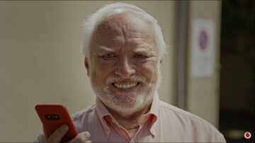„Człowiek mem” w nowej reklamie Vodafone