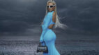 Balenciaga znów porusza problem zmian klimatycznych. Bohaterką kampanii jest Kim Kardashian