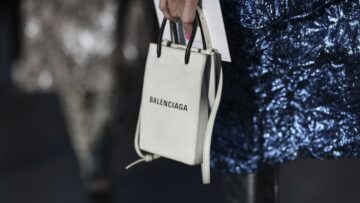 Balenciaga uruchomiła program odsprzedaży markowych ubrań