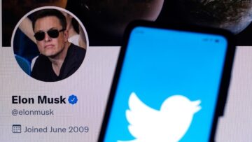 Elon Musk kupił Twittera. Na początek zwolnił dotychczasowych managerów