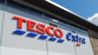 Tesco podbije rynek q-commerce? Sieć rozwija własną usługę ekspresowych dostaw Whoosh