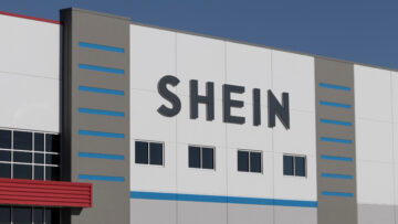 Amerykańscy influencerzy odwiedzili fabrykę Shein w Chinach. Internauci są oburzeni
