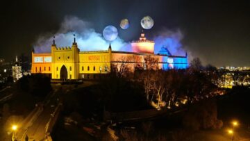 Planety nad Zamkiem. Spektakularne widowisko Netflixa w Lublinie