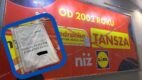 Dyskontowa afera trwa. Plakaty Biedronki zajęte przez komornika