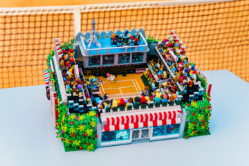 LEGO zbudowało makietę kortu tenisowego na urodziny Igi Świątek