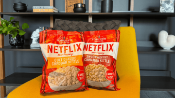 „Netflix Now Popping”: platforma prezentuje popcorn o smaku cheddara lub cynamonu