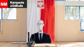 #OdKulis: „Otwarci na Zmianę”. Kampania Fundacji Zwolnieni z Teorii, w której robot AI zdał maturę z j. polskiego