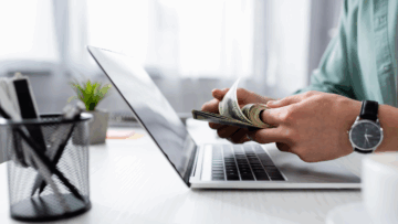 Jak wycenić płatny webinar? Bazuj na danych!