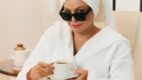 „Piję sobie caffe latte i czuję się bosko”: Izabela Trojanowska twarzą kampanii marki Kubota