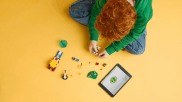 Cyfrowo czy analogowo? LEGO sprawdza, w jaki sposób bawimy się z najmłodszymi [RAPORT]